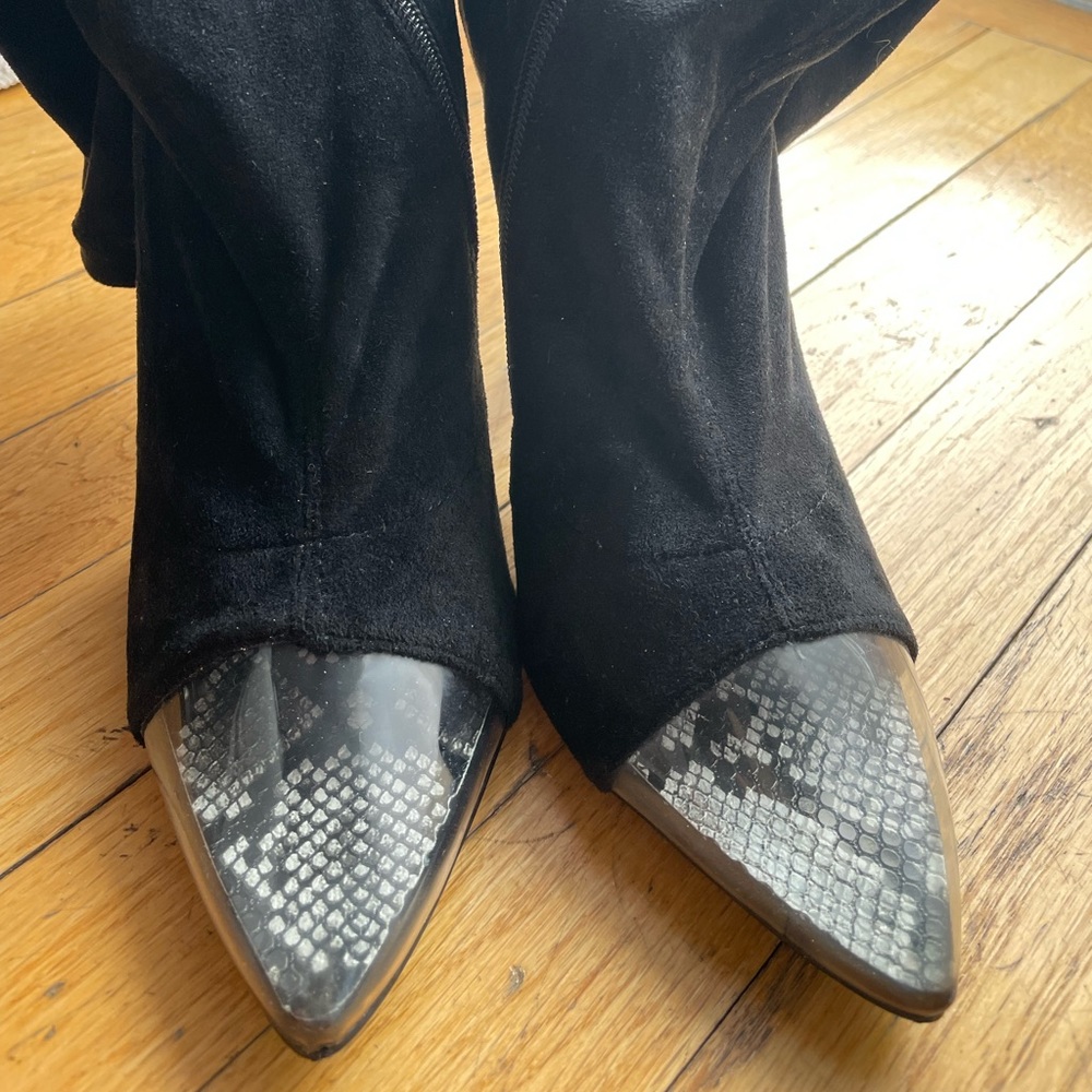Size 8.5 Azalea Wang black sock boots